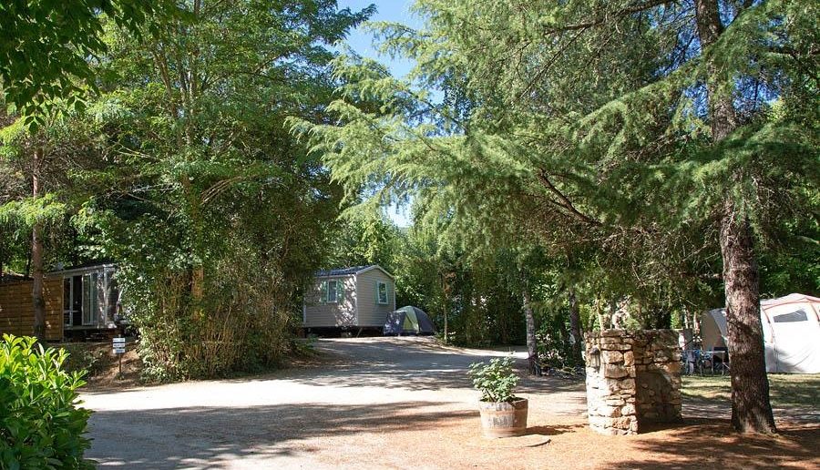 Camping La PLage SaintCirqLapopie Campingzuidfrankrijk.nl