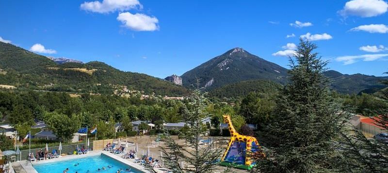 Camping Terra Verdon is een grote familiecamping met zwembad in de Provence en ideaal voor de natuurliefhebber.