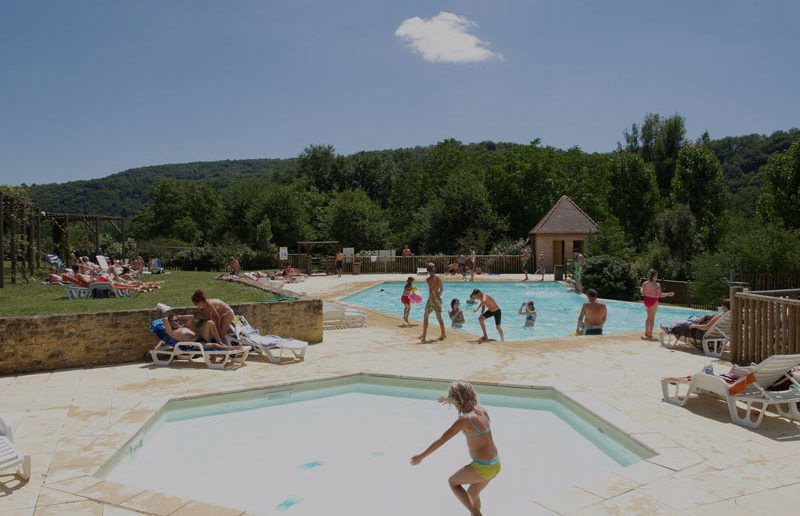 Camping Le Rocher de la Cave Campingfrankrijk.eu Camping Le Rocher de la Cave Campingfrankrijk.eu