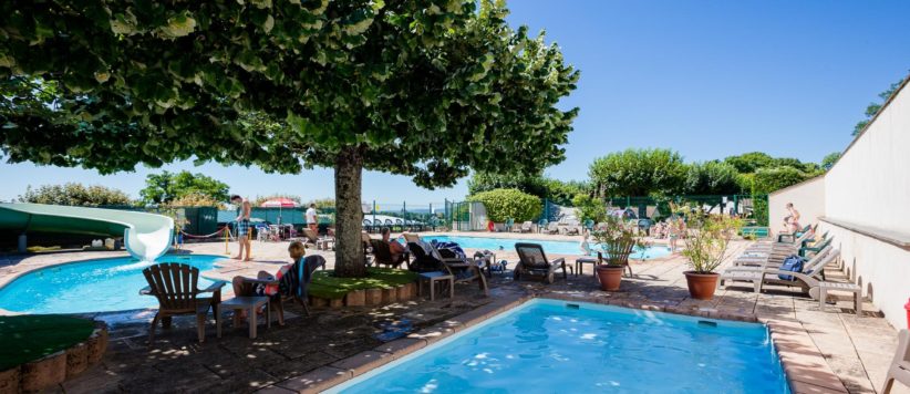 Camping Huttopia Meursault is een prachtige charme camping met zwembad gelegen op het platteland van de Bourgogne. 
