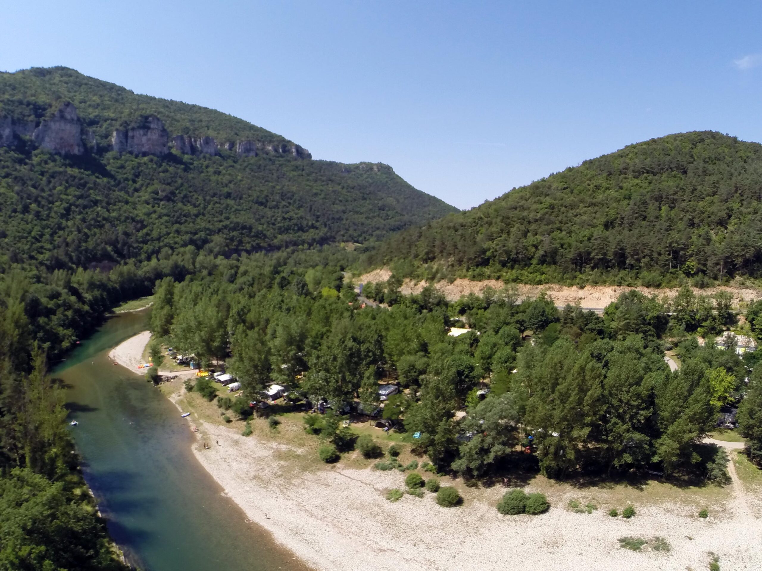camping-le-peyrelade-in-rivi-re-sur-tarn-midi-pyr-n-es