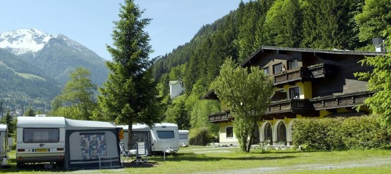 Kurcamping Erlengrund in Bad Gastein ist ein Charme Camping mit Schwimmbad in Salzburg in den Bergen.