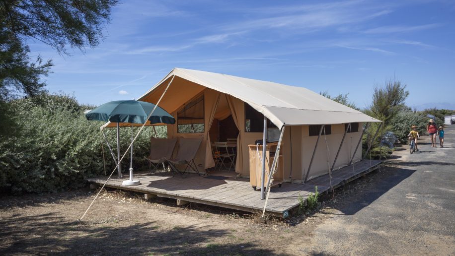 Camping Huttopia C te Sauvage le De R Campingfrankrijk eu camping-huttopia-c-te-sauvage-le-de-r-campingfrankrijk-eu