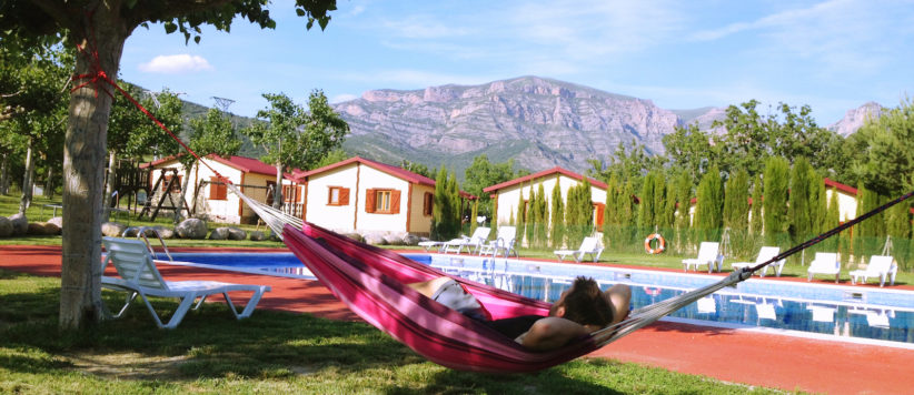 Camping Isábena in la Puebla de Roda ist ein Charme Camping mit Schwimmbad in Aragón in den Bergen. 