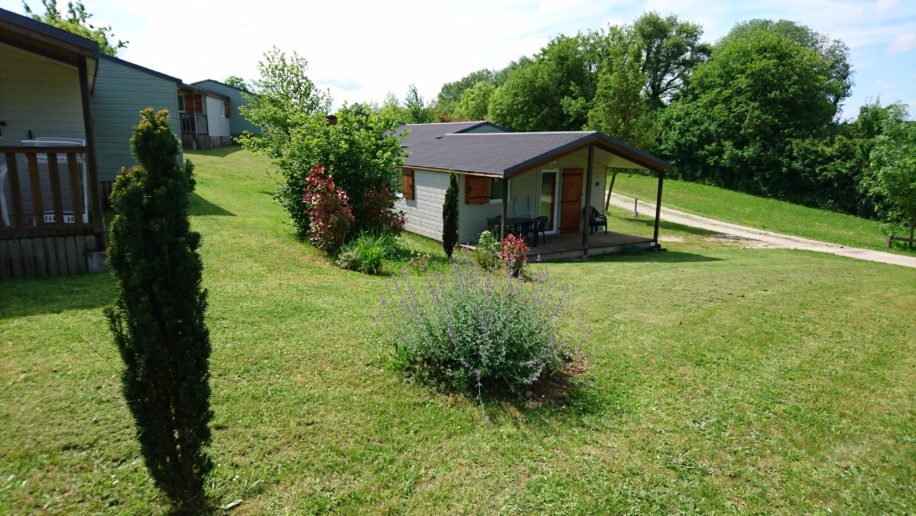 Camping Les Coteaux Du Lac Kleinecamping.nl