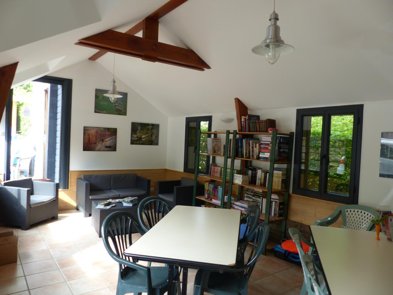 Photo 8
