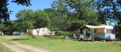 Keraluic Camping Vert & Gîtes is een natuurcamping 