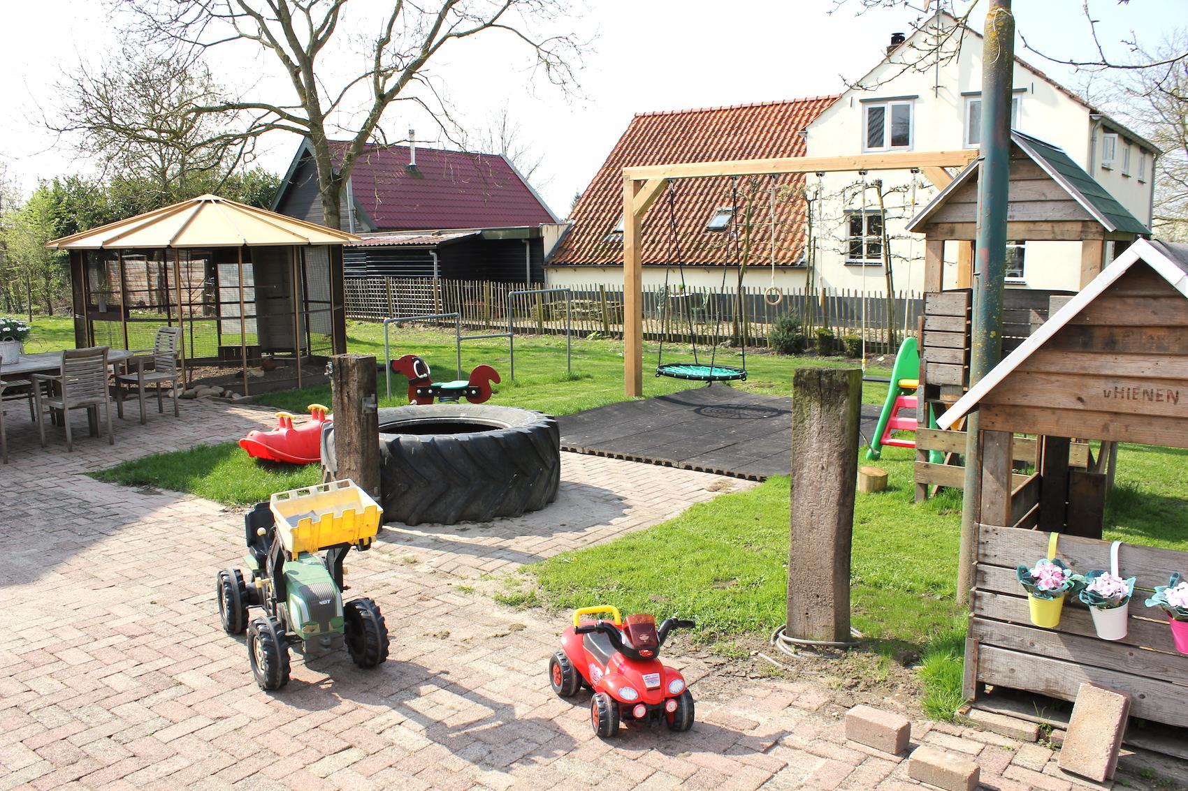 Photo 6