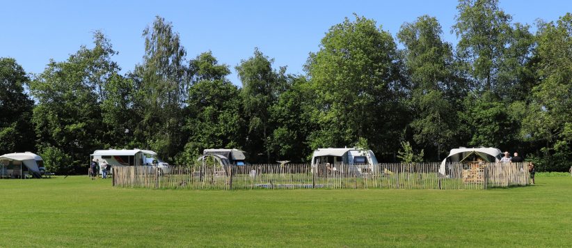 Rustig gelegen mini camping in de Brabantse Kempen, in een mooi Oud Hollands landschap. Ideaal voor de 45+, rustzoekers en natuurliefhebbers.