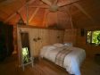 Houten boomhut in Spa slaapkamer