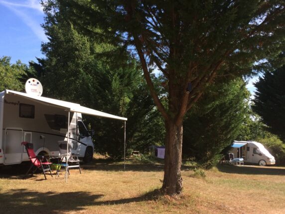 Camping Le Coteau de l&#8217;Herm - photo 2