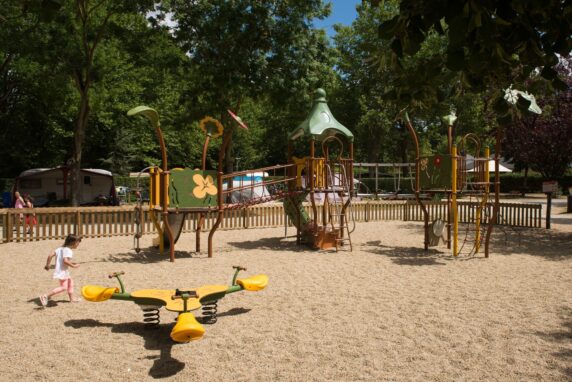Camping Paradis Les Nobis d&#8217;Anjou - photo 11