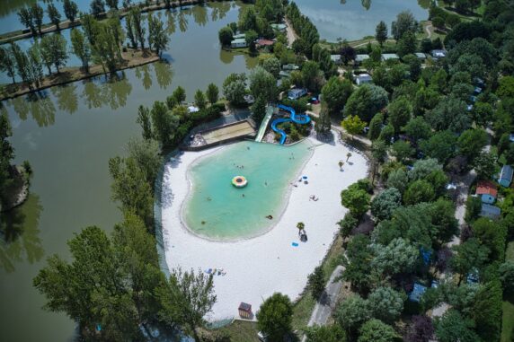 Camping le Plan d’Eau Saint Charles - photo 1