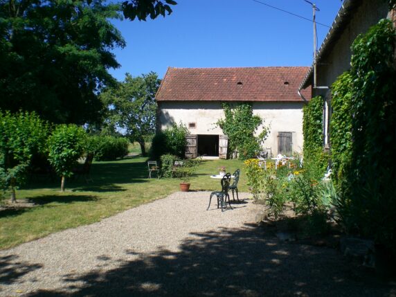 Photo 3