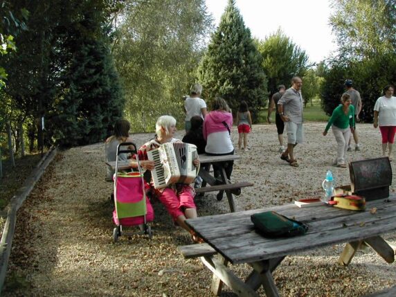 Camping La Vallée De Gardeleau - photo 7
