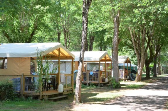 Camping Le Rocher De La Granelle - photo 3