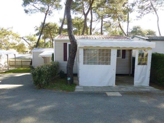 Camping La Pinède (La Faute-sur-Mer) - photo 5