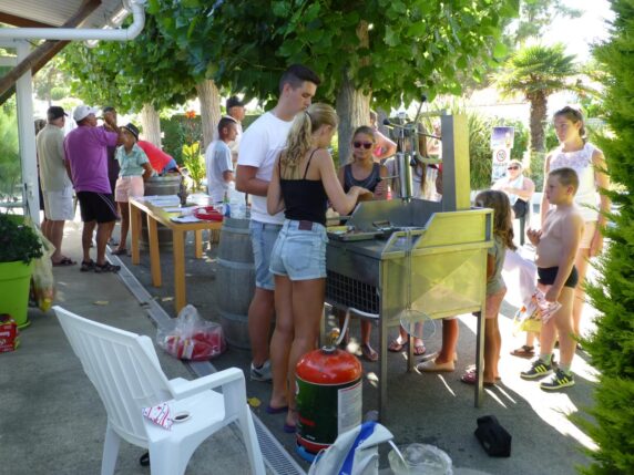 Camping La Pinède (La Faute-sur-Mer) - photo 13