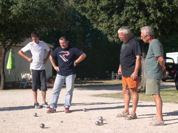 Camping Des Favards - photo 16