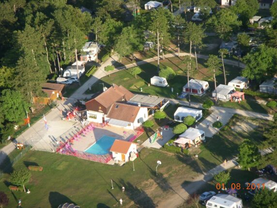 Camping De La Pelouse - photo 1