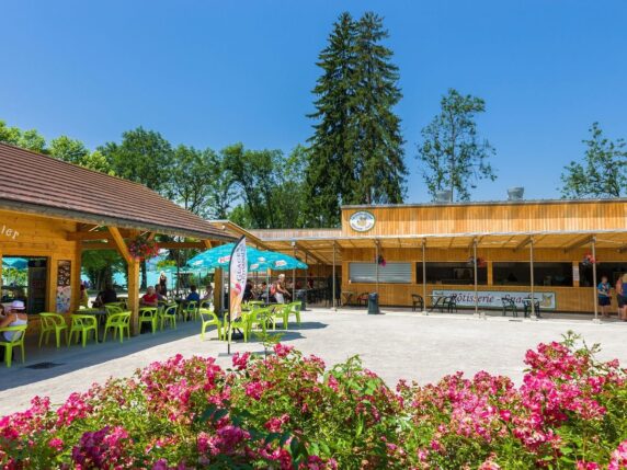 Domaine de Chalain – Stacaravan Jura - photo 6