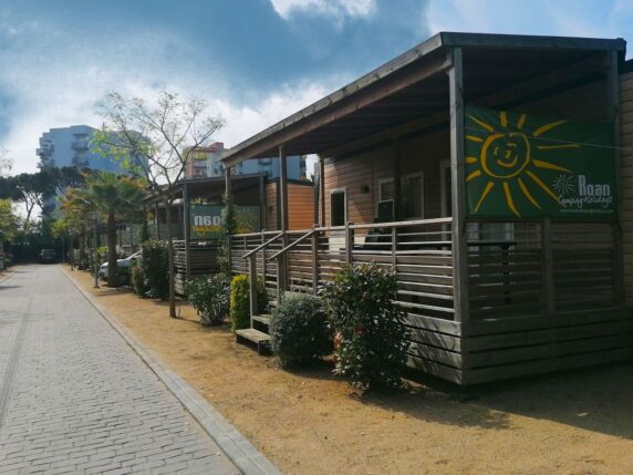 Stacaravan &#8211; Camping La Masia (Roan) - photo 3