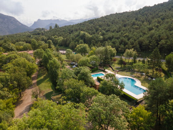 Camping Huttopia Barcelona Pirineos - photo 2