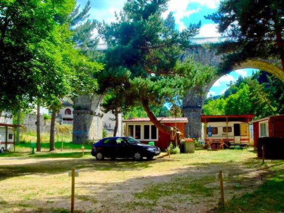 Camping Les Eaux Vives (Saint Bonnet-Laval) - photo 6