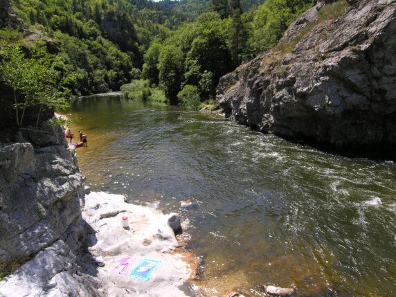 Camping Les Eaux Vives (Saint Bonnet-Laval) - photo 10