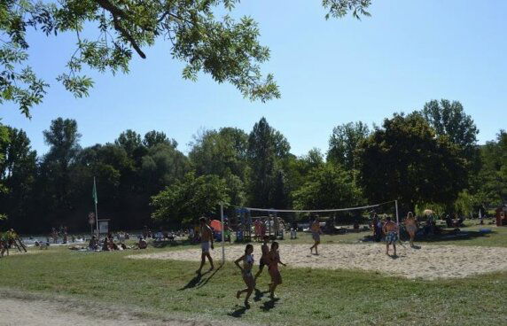 Camping Paradis Aubeterre Sur Dronne - photo 9