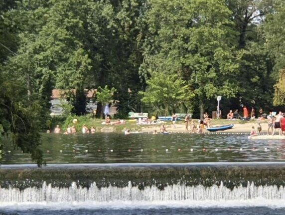 Camping Paradis Aubeterre Sur Dronne - photo 11