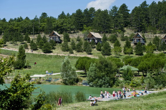 CAMPING HUTTOPIA DIEULEFIT