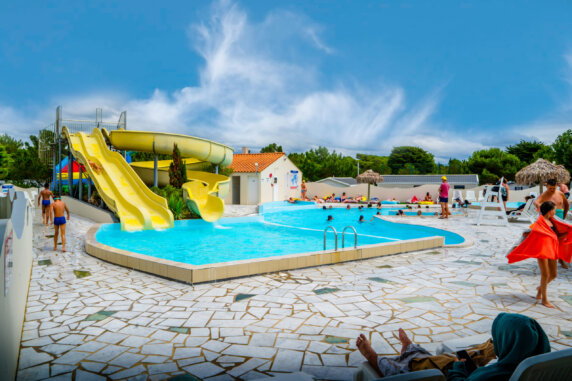 Camping Apv La Parée Du Jonc - photo 1